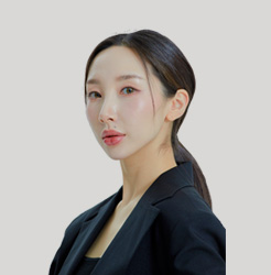 Ji Won Hyun (Artist)
