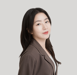 Sun Mi Park (Senior Director)